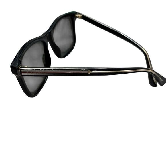 Gucci Unisex‎ Square Sunglasses Black Frame Gray Lens UV400 Protection - Picture 4 of 13
